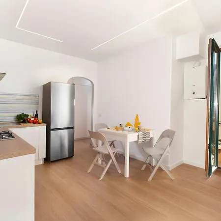 Center Luxury 1 Apartment *